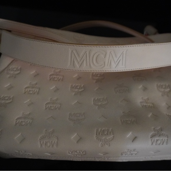 MCM Hobo Monogram Bag and Wallet Set - Picture 2 of 11